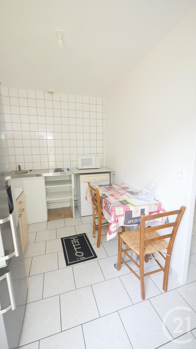 Appartement F1 à louer - 1 pièce - 20.75 m2 - GUERET - 23 - LIMOUSIN - Century 21 La Fontaine Immobilier