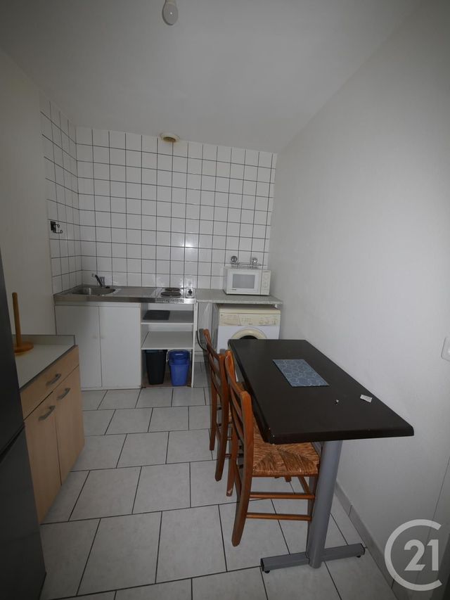 Appartement F1 à louer - 1 pièce - 20.75 m2 - GUERET - 23 - LIMOUSIN - Century 21 La Fontaine Immobilier