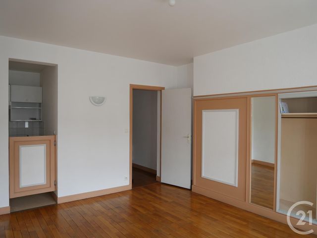 Appartement Studio à louer - 1 pièce - 25.0 m2 - GUERET - 23 - LIMOUSIN - Century 21 La Fontaine Immobilier