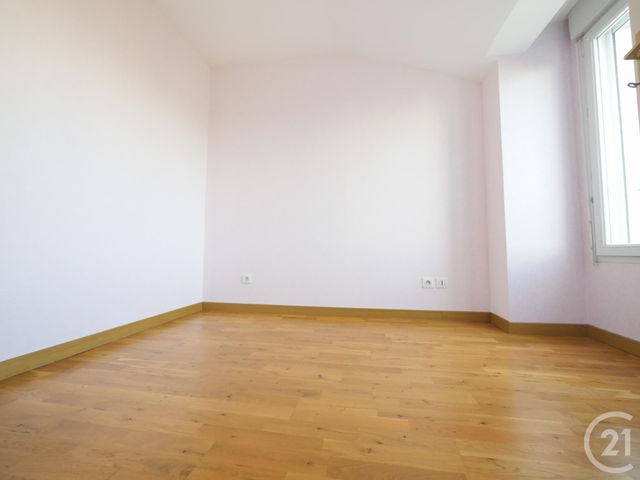 Appartement F2 à louer - 2 pièces - 28.0 m2 - GUERET - 23 - LIMOUSIN - Century 21 La Fontaine Immobilier