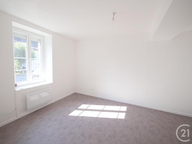 maison à louer - 5 pièces - 76.73 m2 - PARSAC RIMONDEIX - 23 - LIMOUSIN - Century 21 La Fontaine Immobilier