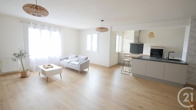 Appartement F2 à louer - 2 pièces - 68.65 m2 - GUERET - 23 - LIMOUSIN - Century 21 La Fontaine Immobilier
