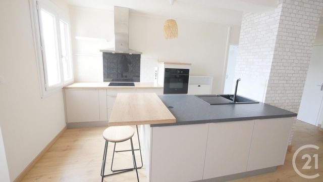 Appartement F2 à louer - 2 pièces - 68.65 m2 - GUERET - 23 - LIMOUSIN - Century 21 La Fontaine Immobilier