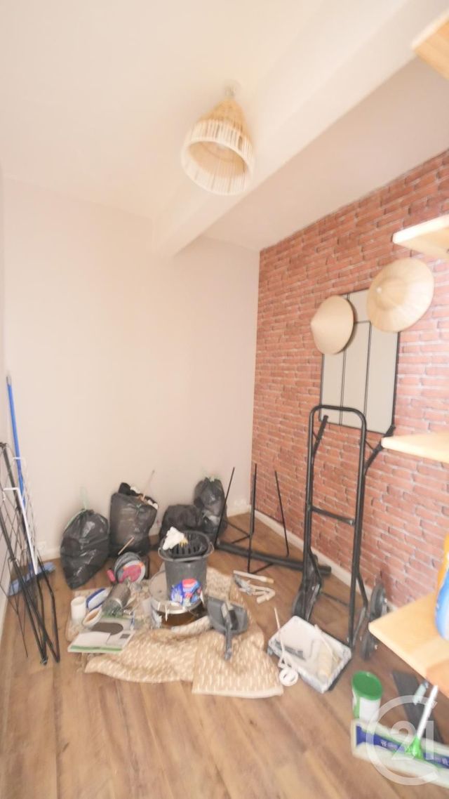 Appartement F2 à louer - 2 pièces - 68.65 m2 - GUERET - 23 - LIMOUSIN - Century 21 La Fontaine Immobilier