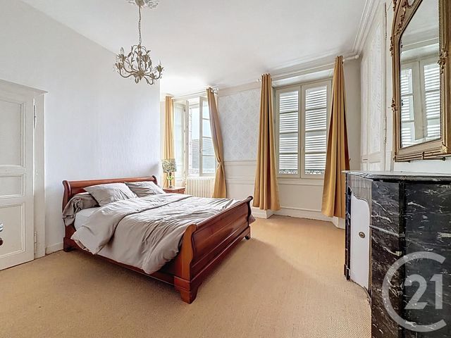 maison à vendre - 10 pièces - 226.0 m2 - GUERET - 23 - LIMOUSIN - Century 21 La Fontaine Immobilier