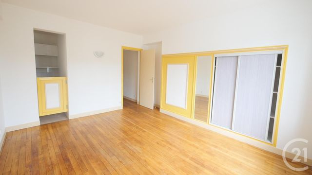 Appartement Studio à louer - 1 pièce - 24.0 m2 - GUERET - 23 - LIMOUSIN - Century 21 La Fontaine Immobilier