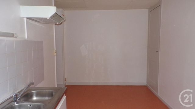 Appartement F2 à louer - 2 pièces - 52.0 m2 - GUERET - 23 - LIMOUSIN - Century 21 La Fontaine Immobilier