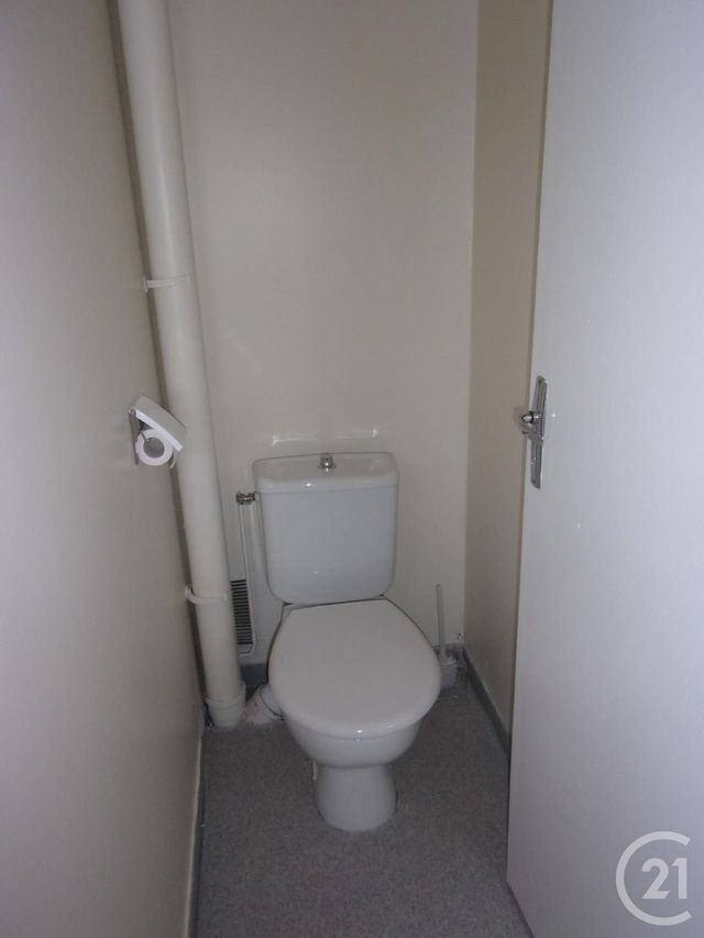 Appartement F4 à louer - 4 pièces - 74.0 m2 - GUERET - 23 - LIMOUSIN - Century 21 La Fontaine Immobilier