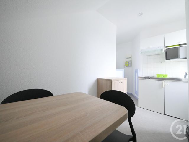 Appartement F1 à louer - 1 pièce - 32.8 m2 - GUERET - 23 - LIMOUSIN - Century 21 La Fontaine Immobilier