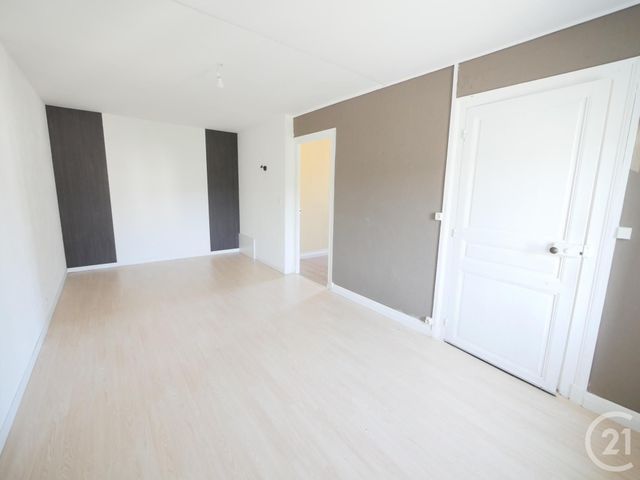 maison à louer - 4 pièces - 68.5 m2 - BUSSIERE DUNOISE - 23 - LIMOUSIN - Century 21 La Fontaine Immobilier