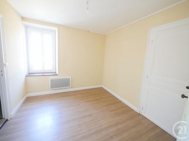 maison à louer - 4 pièces - 68.5 m2 - BUSSIERE DUNOISE - 23 - LIMOUSIN - Century 21 La Fontaine Immobilier