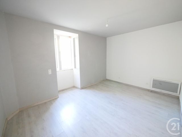 maison à louer - 4 pièces - 68.5 m2 - BUSSIERE DUNOISE - 23 - LIMOUSIN - Century 21 La Fontaine Immobilier