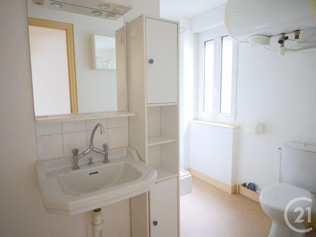 Appartement Studio à louer - 1 pièce - 24.0 m2 - GUERET - 23 - LIMOUSIN - Century 21 La Fontaine Immobilier