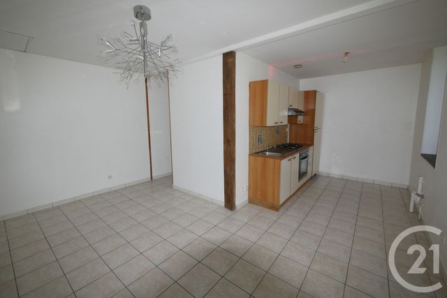 maison à louer - 3 pièces - 54.0 m2 - MONTAIGUT LE BLANC - 23 - LIMOUSIN - Century 21 La Fontaine Immobilier