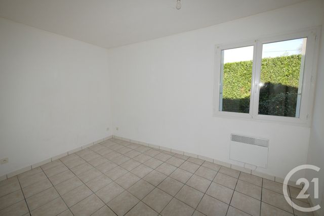 maison à louer - 3 pièces - 54.0 m2 - MONTAIGUT LE BLANC - 23 - LIMOUSIN - Century 21 La Fontaine Immobilier