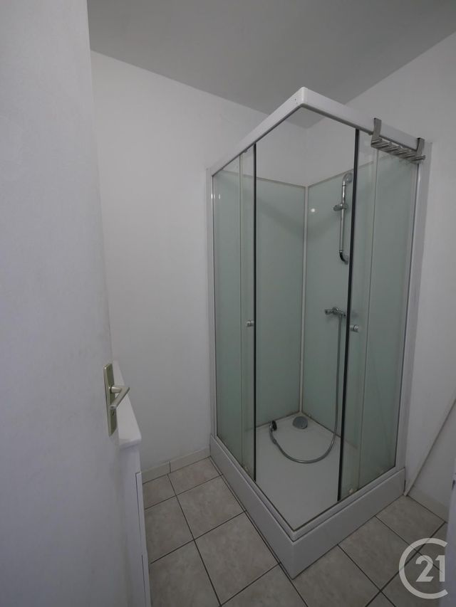 maison à louer - 3 pièces - 54.0 m2 - MONTAIGUT LE BLANC - 23 - LIMOUSIN - Century 21 La Fontaine Immobilier