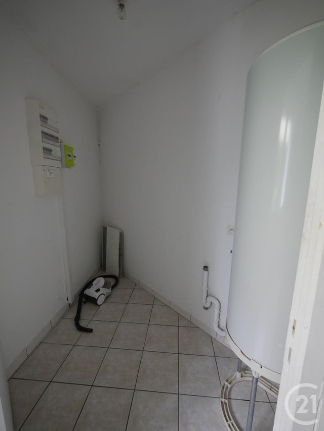 maison à louer - 3 pièces - 54.0 m2 - MONTAIGUT LE BLANC - 23 - LIMOUSIN - Century 21 La Fontaine Immobilier