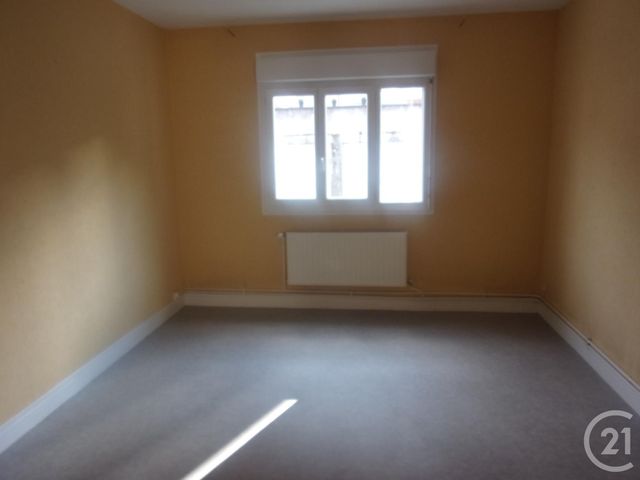 Appartement F4 à louer - 4 pièces - 83.98 m2 - GUERET - 23 - LIMOUSIN - Century 21 La Fontaine Immobilier