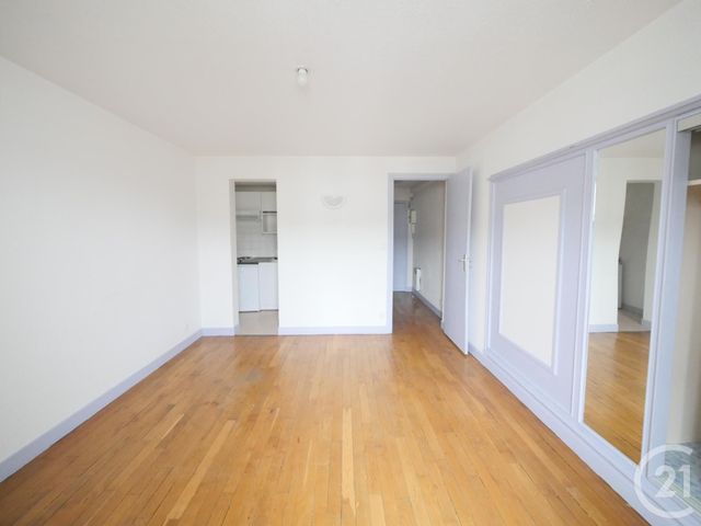 Appartement Studio à louer - 1 pièce - 23.0 m2 - GUERET - 23 - LIMOUSIN - Century 21 La Fontaine Immobilier