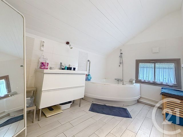 maison à vendre - 6 pièces - 182.0 m2 - ST HILAIRE LA PLAINE - 23 - LIMOUSIN - Century 21 La Fontaine Immobilier