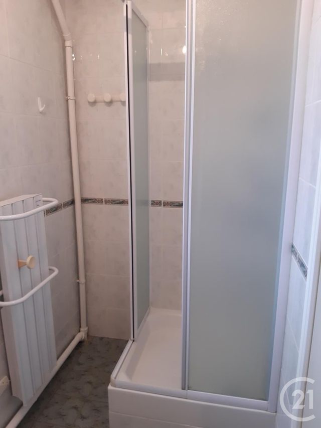 Appartement F2 à louer - 2 pièces - 51.78 m2 - GUERET - 23 - LIMOUSIN - Century 21 La Fontaine Immobilier