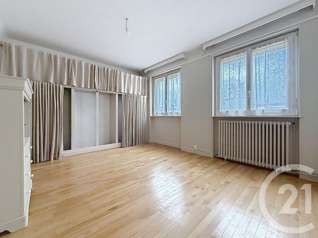 Appartement F6 à vendre - 5 pièces - 119.0 m2 - GUERET - 23 - LIMOUSIN - Century 21 La Fontaine Immobilier
