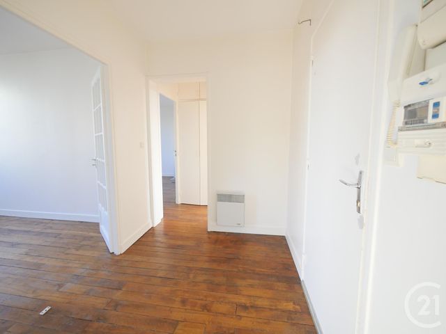 Appartement F3 à louer - 3 pièces - 79.85 m2 - GUERET - 23 - LIMOUSIN - Century 21 La Fontaine Immobilier