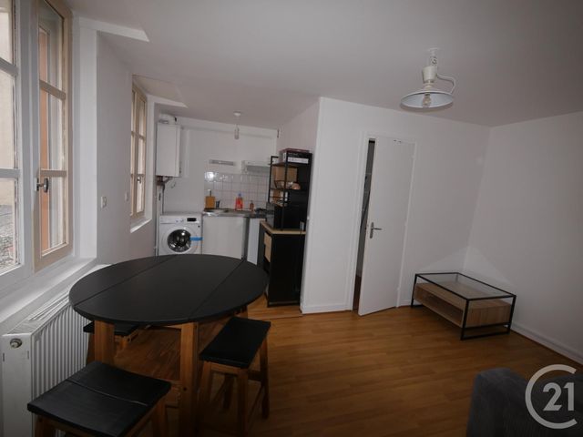 Appartement F1 à louer - 2 pièces - 36.0 m2 - GUERET - 23 - LIMOUSIN - Century 21 La Fontaine Immobilier