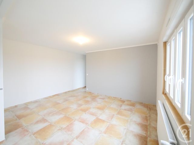 Appartement F2 à louer - 2 pièces - 44.2 m2 - GUERET - 23 - LIMOUSIN - Century 21 La Fontaine Immobilier