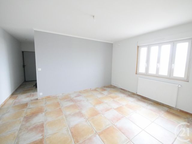 Appartement F2 à louer - 2 pièces - 44.2 m2 - GUERET - 23 - LIMOUSIN - Century 21 La Fontaine Immobilier