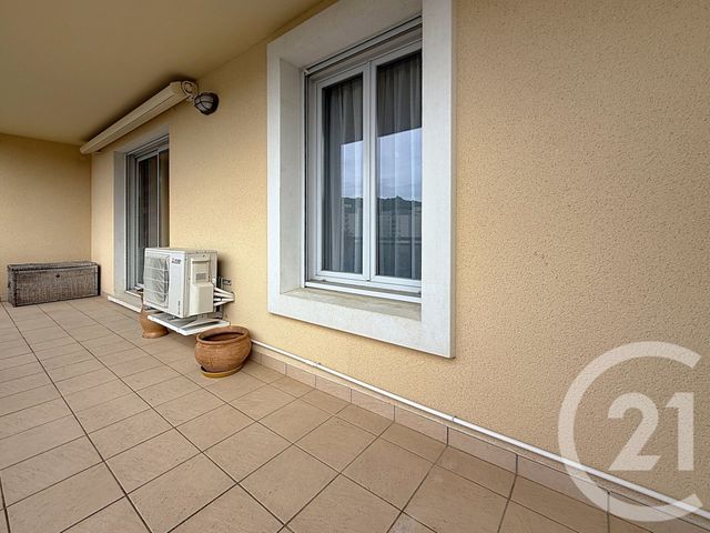 Appartement à vendre - 4 pièces - 91.0 m2 - GUERET - 23 - LIMOUSIN - Century 21 La Fontaine Immobilier