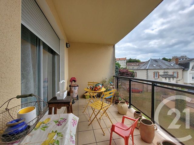 Appartement F3 à vendre - 3 pièces - 74.0 m2 - GUERET - 23 - LIMOUSIN - Century 21 La Fontaine Immobilier