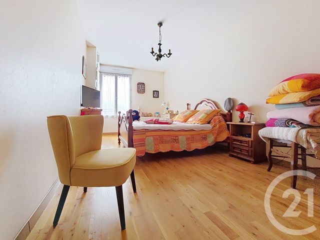 Appartement F3 à vendre - 3 pièces - 74.0 m2 - GUERET - 23 - LIMOUSIN - Century 21 La Fontaine Immobilier