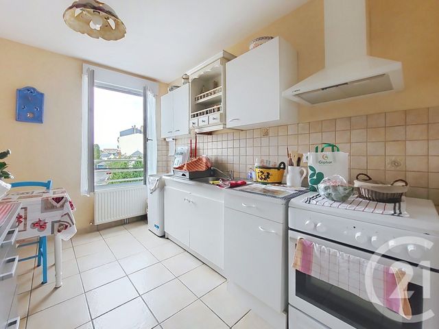 Appartement F3 à vendre - 3 pièces - 74.0 m2 - GUERET - 23 - LIMOUSIN - Century 21 La Fontaine Immobilier
