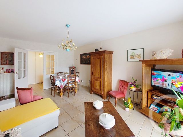Appartement F3 à vendre - 3 pièces - 74.0 m2 - GUERET - 23 - LIMOUSIN - Century 21 La Fontaine Immobilier