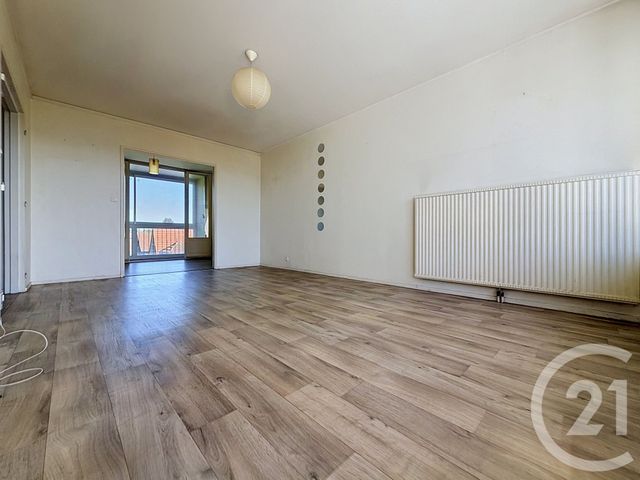 Appartement T3 à vendre - 3 pièces - 62.0 m2 - GUERET - 23 - LIMOUSIN - Century 21 La Fontaine Immobilier