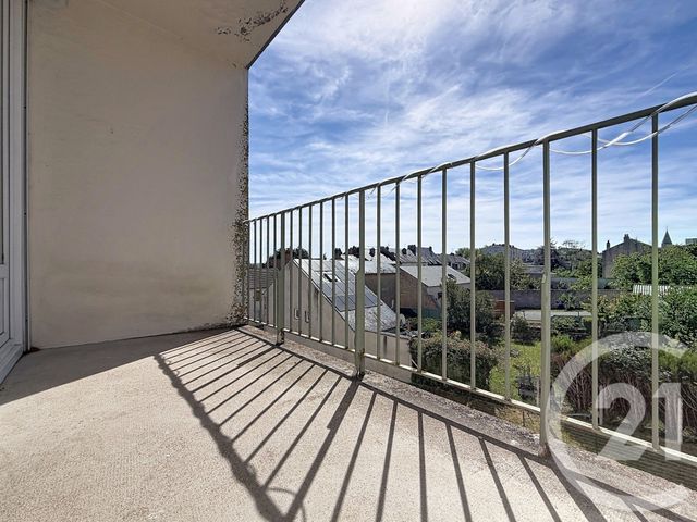 Appartement T3 à vendre - 3 pièces - 62.0 m2 - GUERET - 23 - LIMOUSIN - Century 21 La Fontaine Immobilier