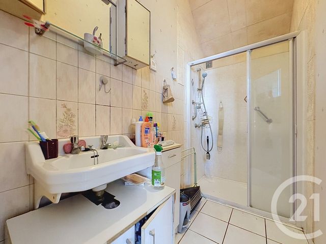 maison à vendre - 3 pièces - 71.0 m2 - GUERET - 23 - LIMOUSIN - Century 21 La Fontaine Immobilier