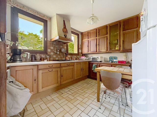 maison à vendre - 3 pièces - 71.0 m2 - GUERET - 23 - LIMOUSIN - Century 21 La Fontaine Immobilier