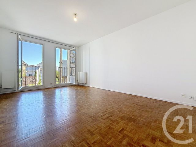 Appartement T1 à vendre - 1 pièce - 37.0 m2 - GUERET - 23 - LIMOUSIN - Century 21 La Fontaine Immobilier