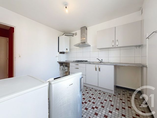 Appartement T1 à vendre - 1 pièce - 37.0 m2 - GUERET - 23 - LIMOUSIN - Century 21 La Fontaine Immobilier
