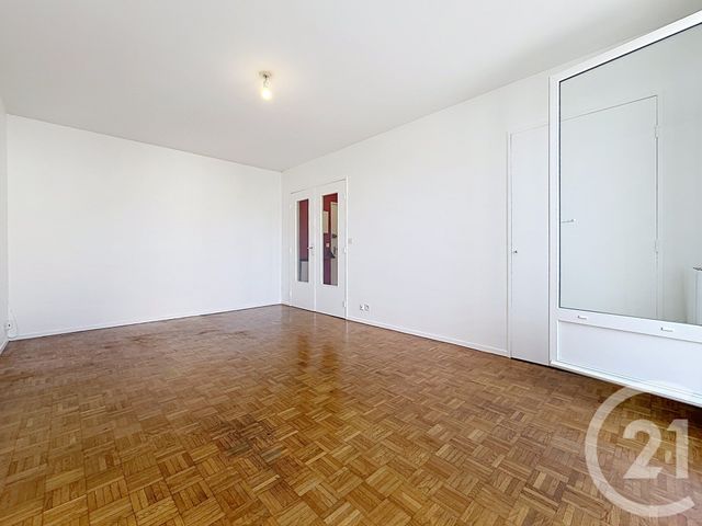 Appartement T1 à vendre - 1 pièce - 37.0 m2 - GUERET - 23 - LIMOUSIN - Century 21 La Fontaine Immobilier