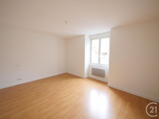 Appartement F4 à louer - 4 pièces - 114.45 m2 - GUERET - 23 - LIMOUSIN - Century 21 La Fontaine Immobilier
