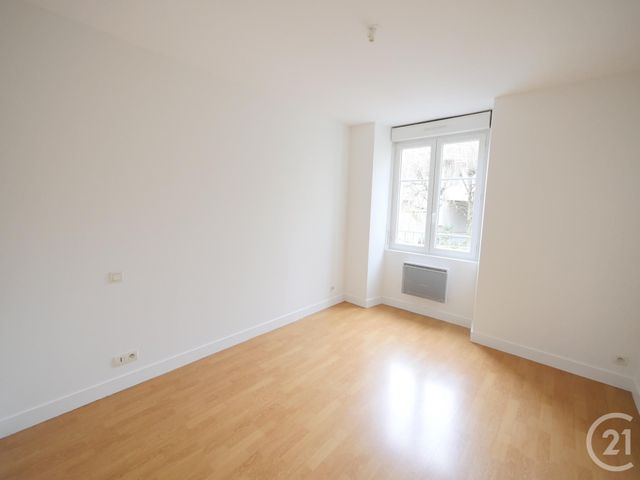 Appartement F4 à louer - 4 pièces - 114.45 m2 - GUERET - 23 - LIMOUSIN - Century 21 La Fontaine Immobilier