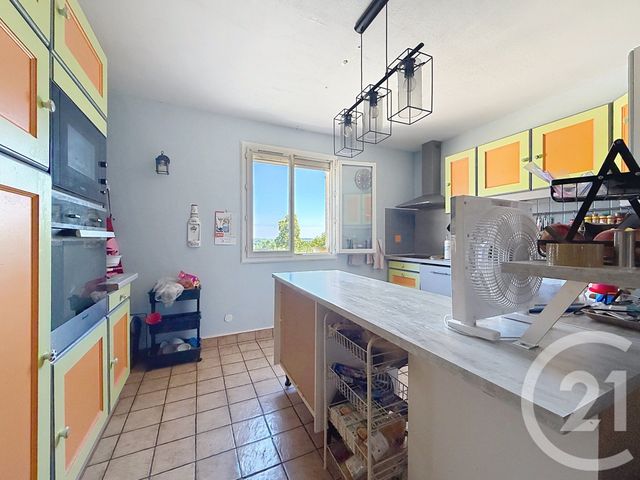maison à vendre - 8 pièces - 166.0 m2 - GUERET - 23 - LIMOUSIN - Century 21 La Fontaine Immobilier