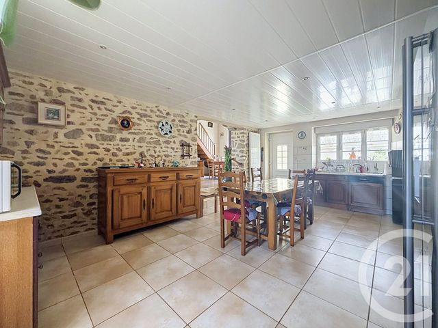maison à vendre - 10 pièces - 223.0 m2 - LA CHAPELLE TAILLEFERT - 23 - LIMOUSIN - Century 21 La Fontaine Immobilier