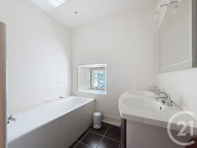 maison à vendre - 10 pièces - 223.0 m2 - LA CHAPELLE TAILLEFERT - 23 - LIMOUSIN - Century 21 La Fontaine Immobilier
