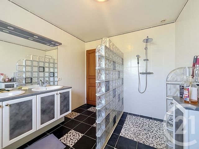 maison à vendre - 10 pièces - 223.0 m2 - LA CHAPELLE TAILLEFERT - 23 - LIMOUSIN - Century 21 La Fontaine Immobilier