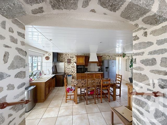 maison à vendre - 10 pièces - 223.0 m2 - LA CHAPELLE TAILLEFERT - 23 - LIMOUSIN - Century 21 La Fontaine Immobilier
