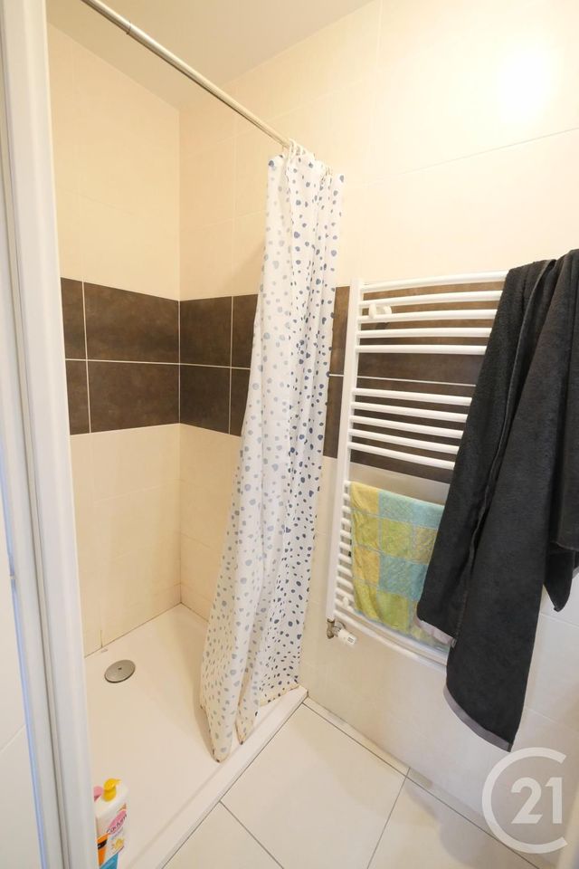 Appartement F2 à louer - 2 pièces - 31.25 m2 - GUERET - 23 - LIMOUSIN - Century 21 La Fontaine Immobilier